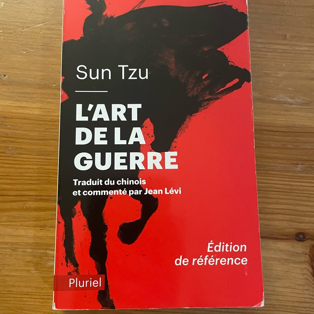 Red 'L'Art de la Guerre' by Sun Tzu
